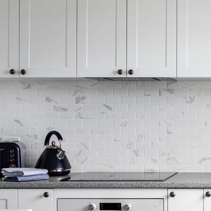 Benchtops & Splashbacks • On Trend Flat Packs